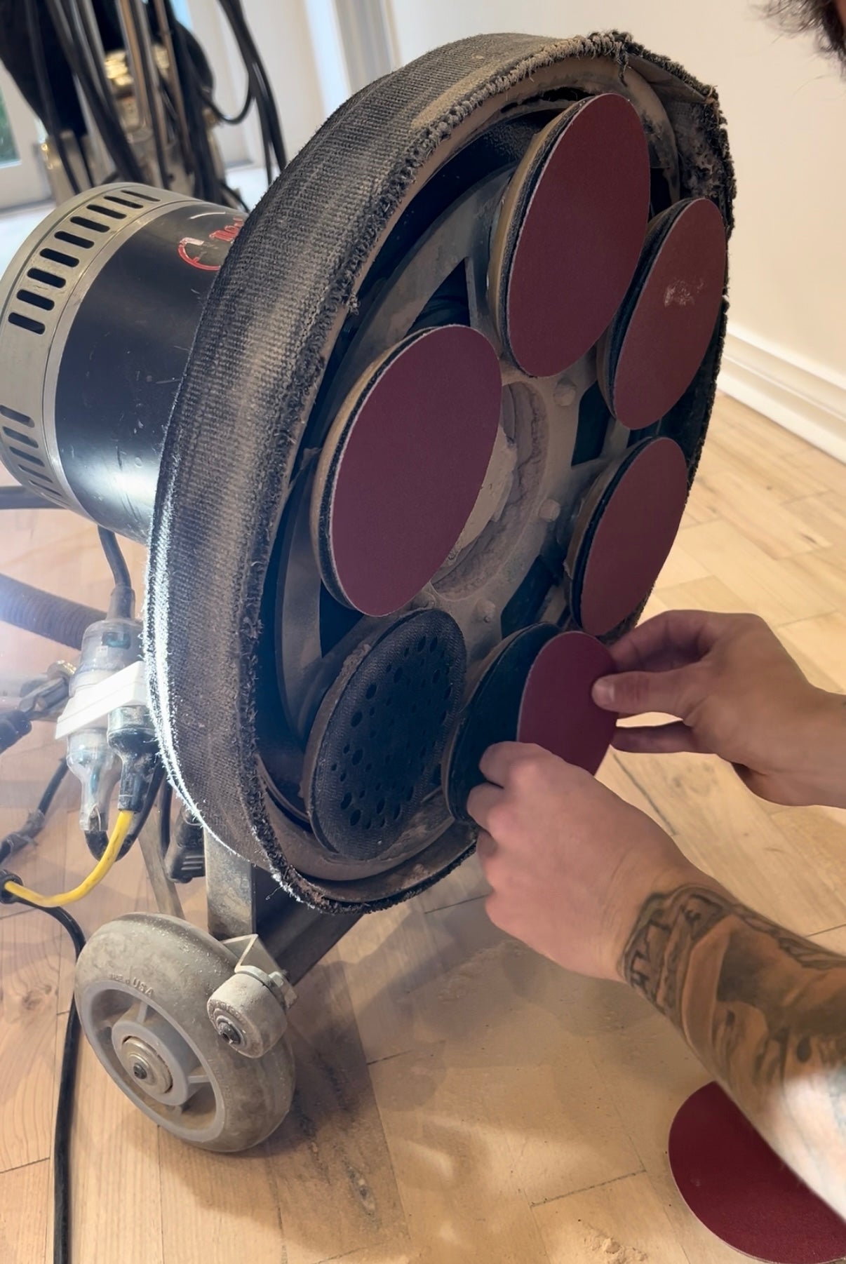 SANDPAPER | BUFFER DISCS | 125mm NO HOLE
