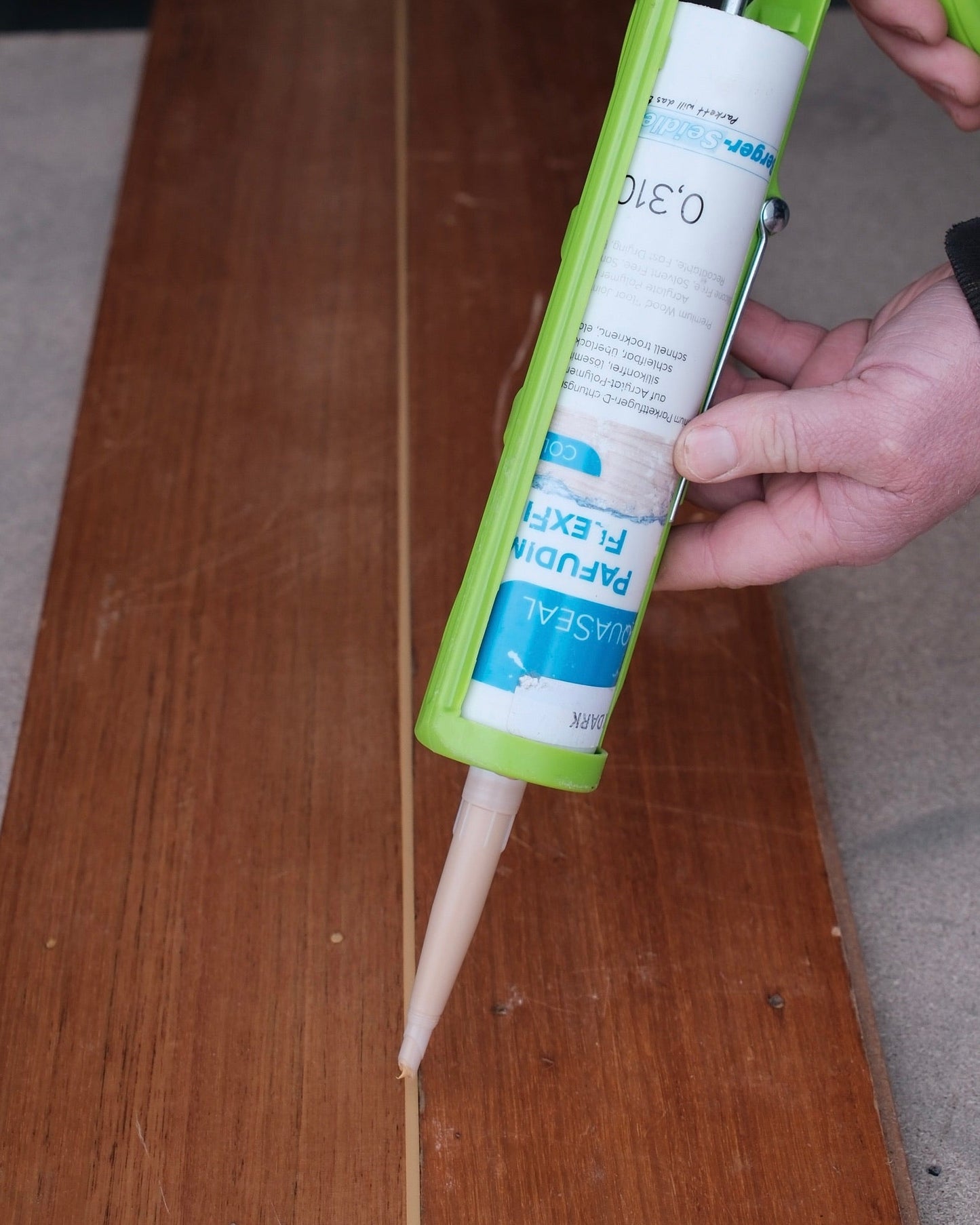 BERGER-SEIDLE | AQUA-SEAL FLEXFILL ACRYLIC JOINT FILLER (ASSORTED COLOURS)